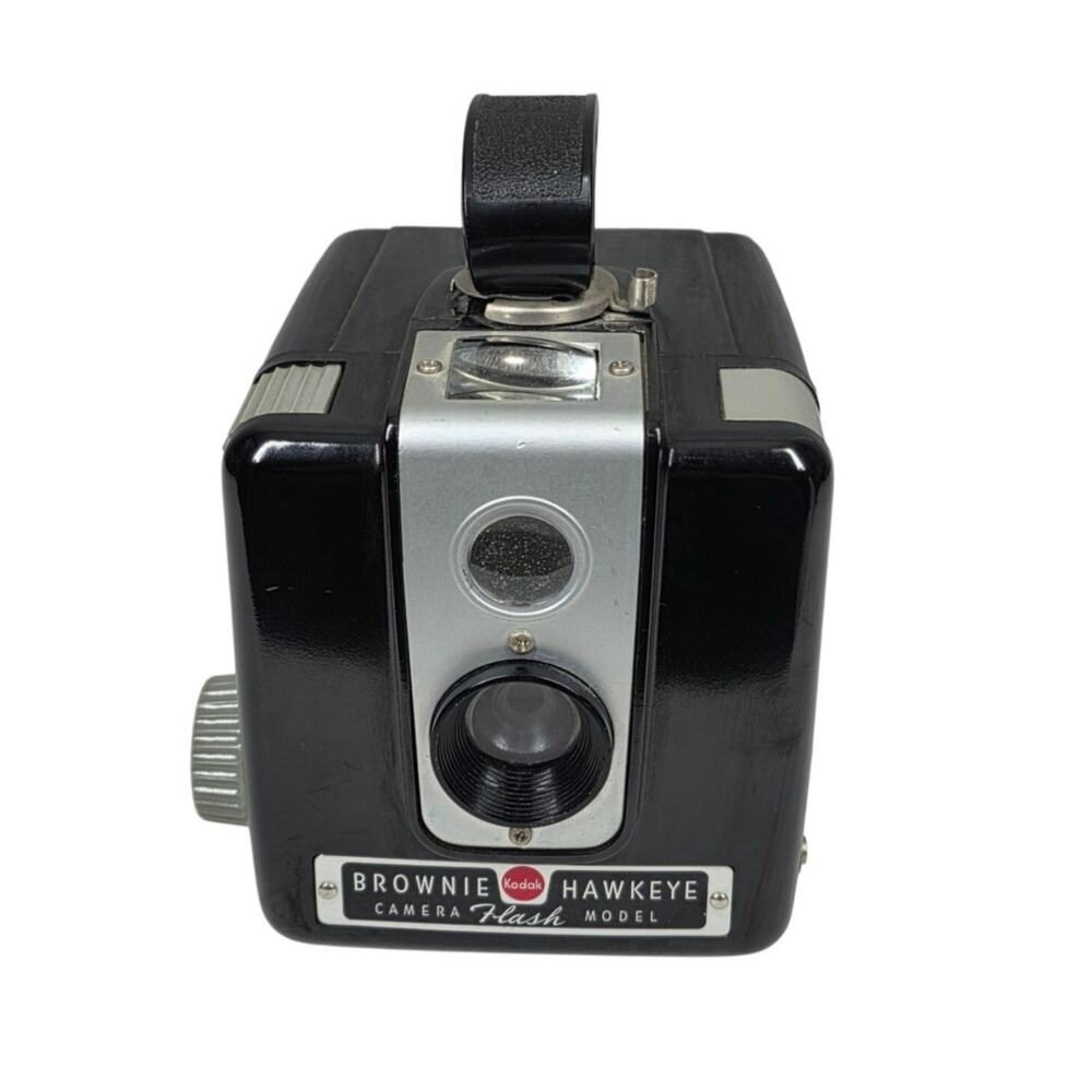 KODAK BROWNIE HAWKEYE CAMERA – FLASH MODEL – 50's VINTAGE BOX CAMERA, COLLECTORS